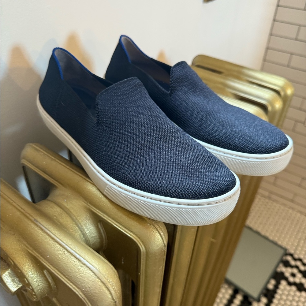 Women’s Rothy’s Original Slip-On Sneaker Navy Size 8